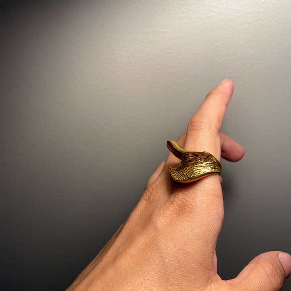 Brass silver plated wave statement ring (brand new) - Picture 3 of 6